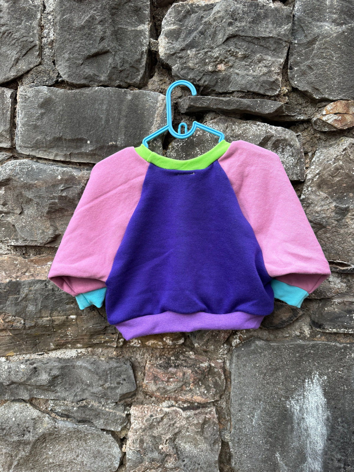 New born, Raglan boxy fit sweatshirt
