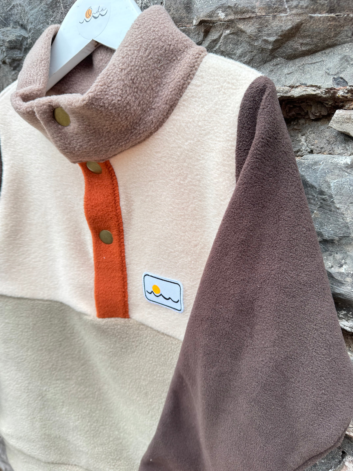 6yrs, Fleece with buttons