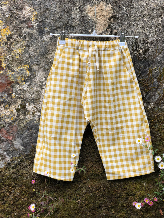 4 year old trousers (yellow)