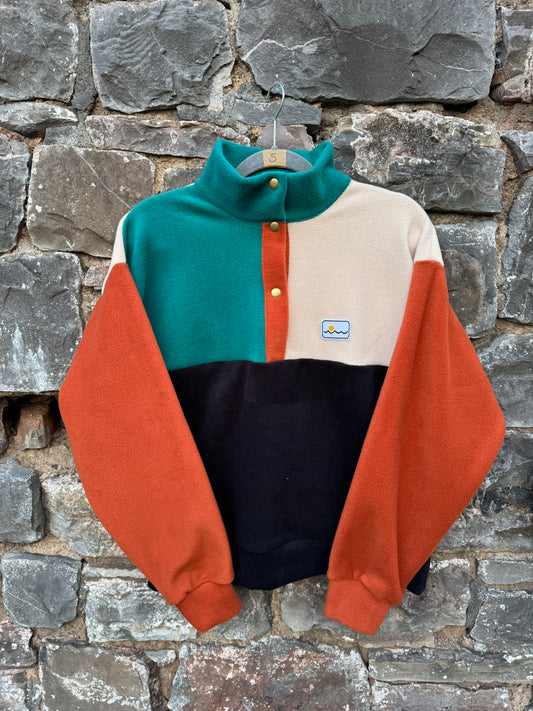 Short Small , Adult Sweatshirt with buttons