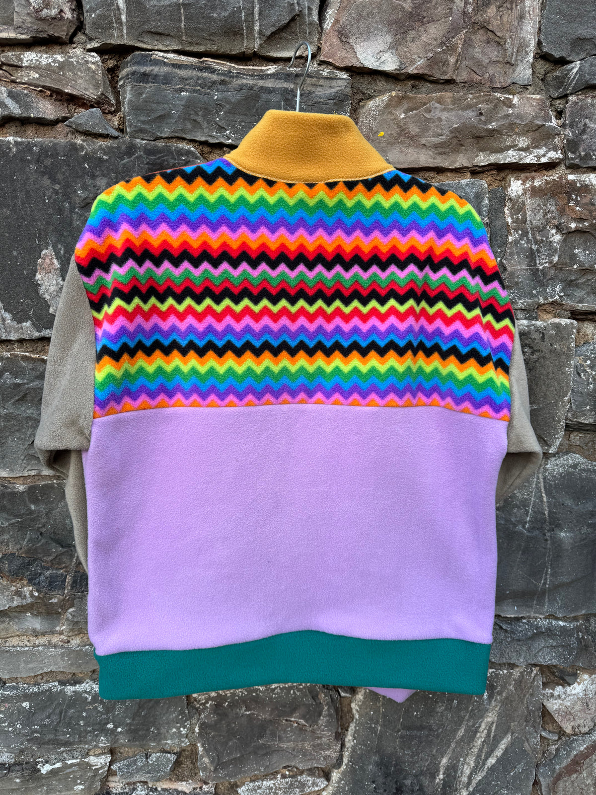 Short Small , Adult Sweatshirt with buttons