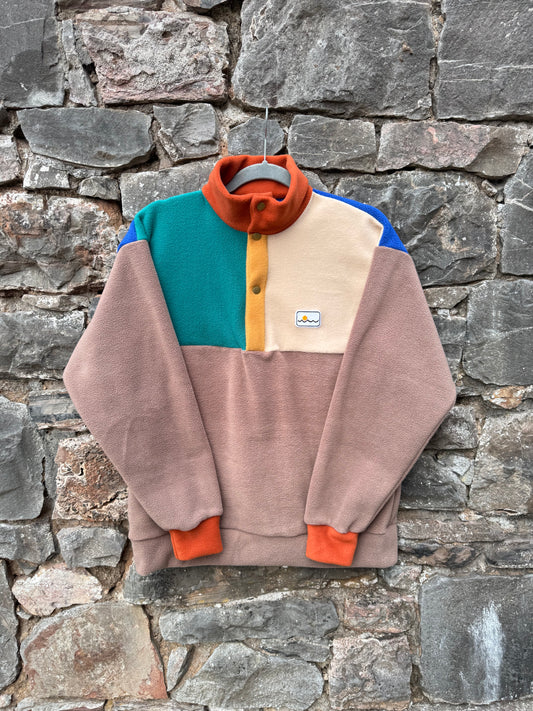 Small , Adult fleece with buttons