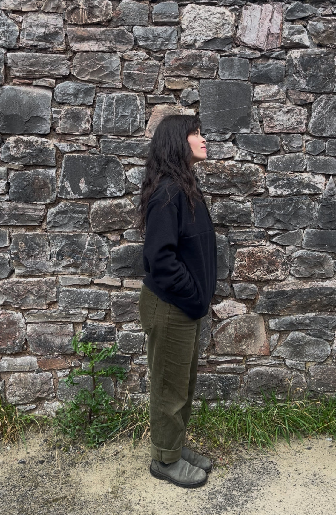 Adult Sweatshirt with pockets buttons