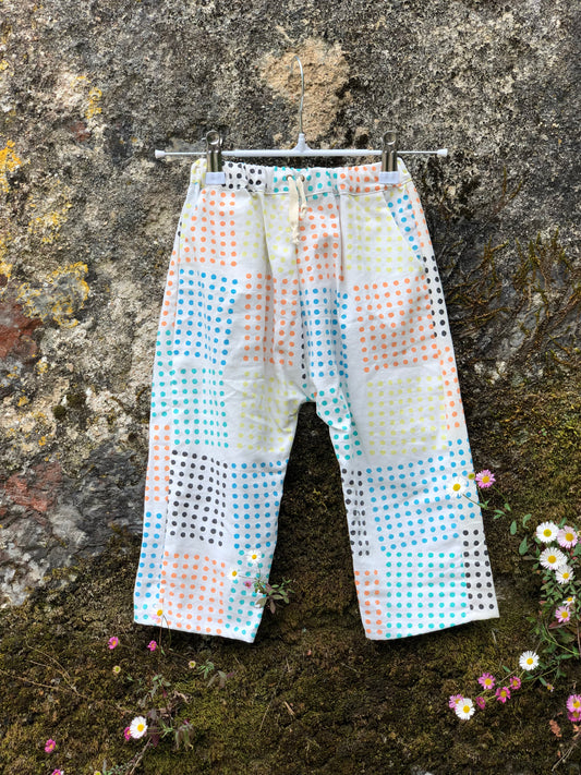 3 year old trousers (dots)