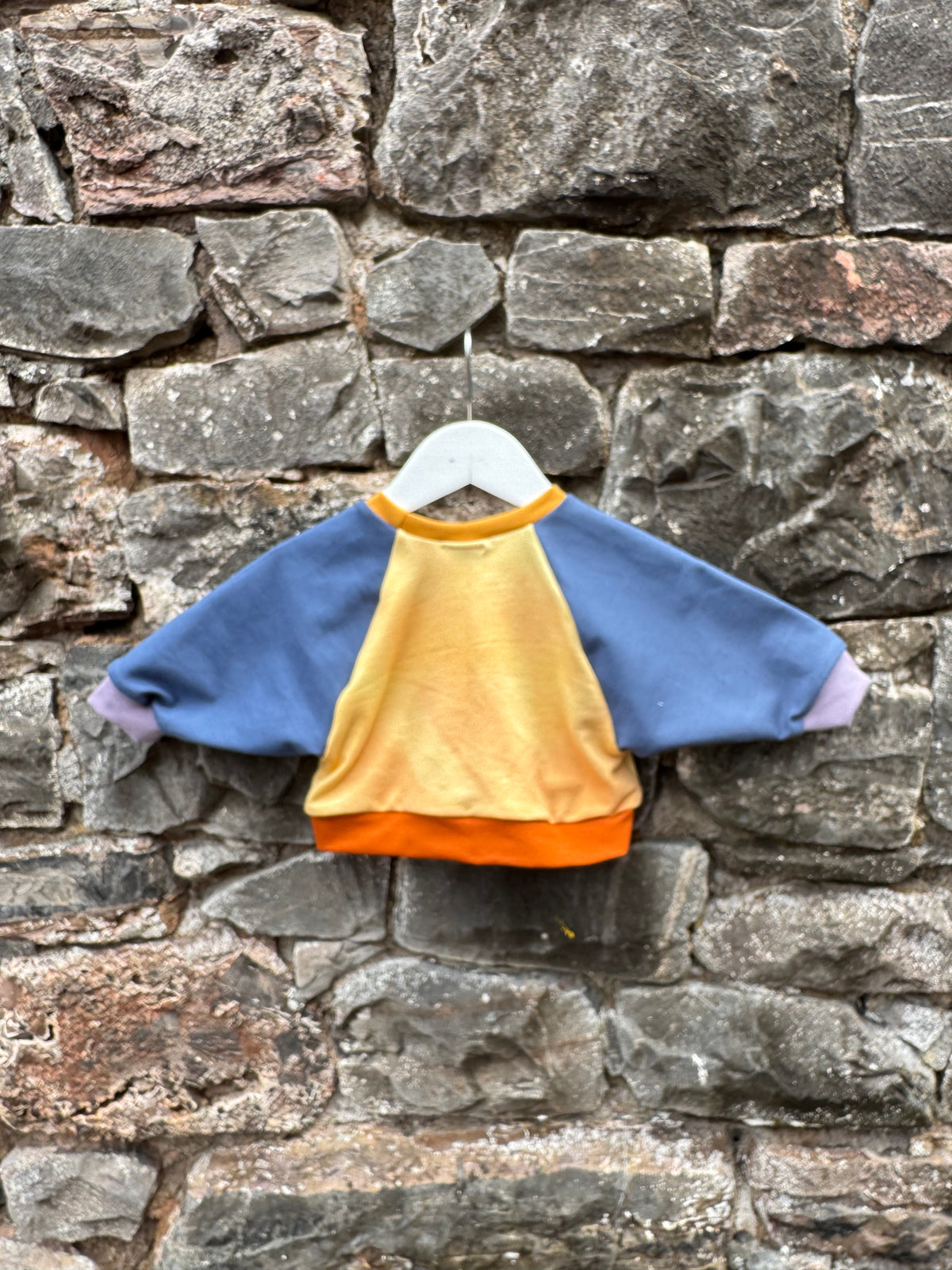 New born, Raglan boxy fit sweatshirt