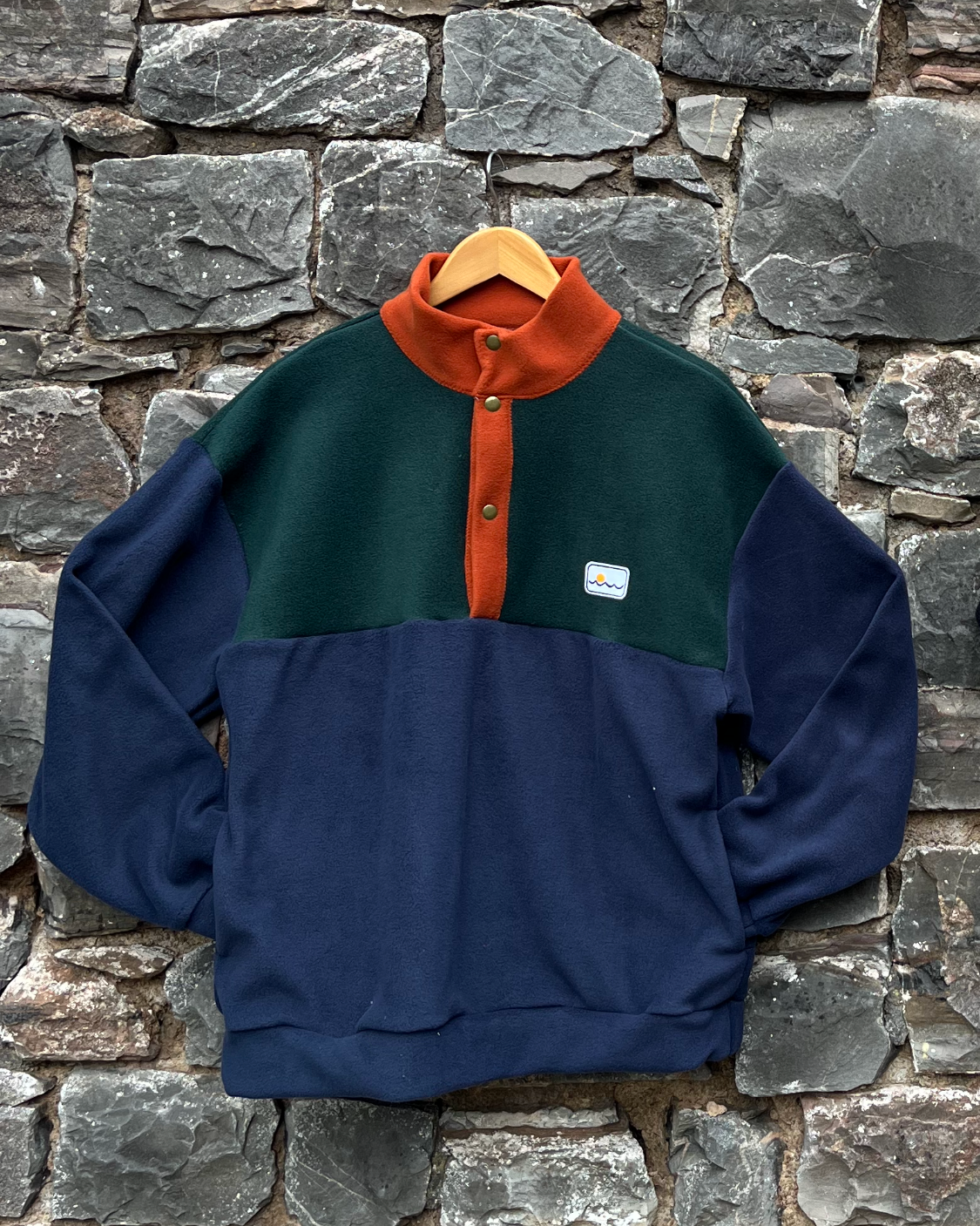 Adult Sweatshirt with pockets buttons