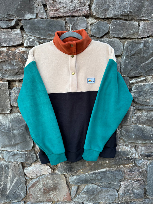 Small , Adult fleece with buttons