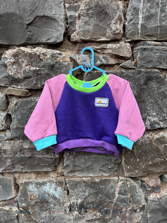 New born, Raglan boxy fit sweatshirt