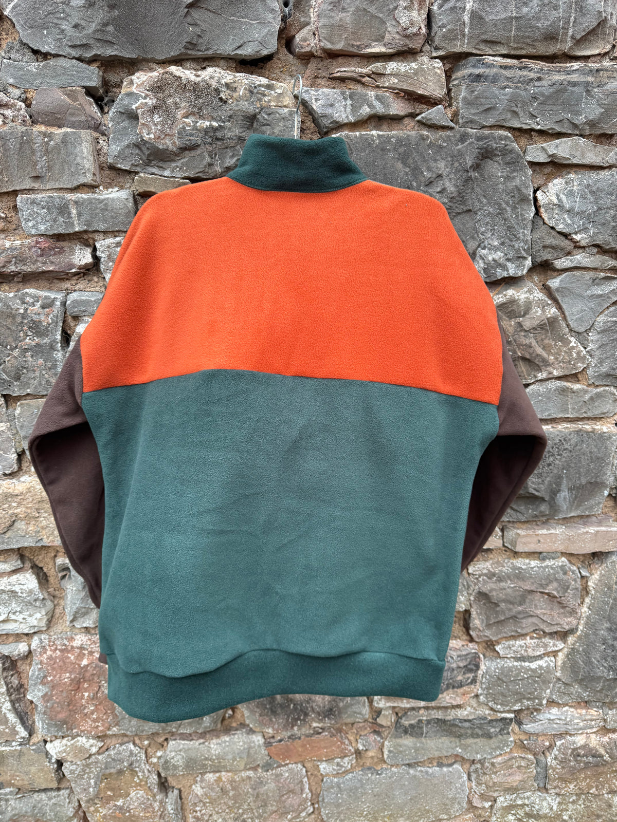 Large, Adult fleece with buttons