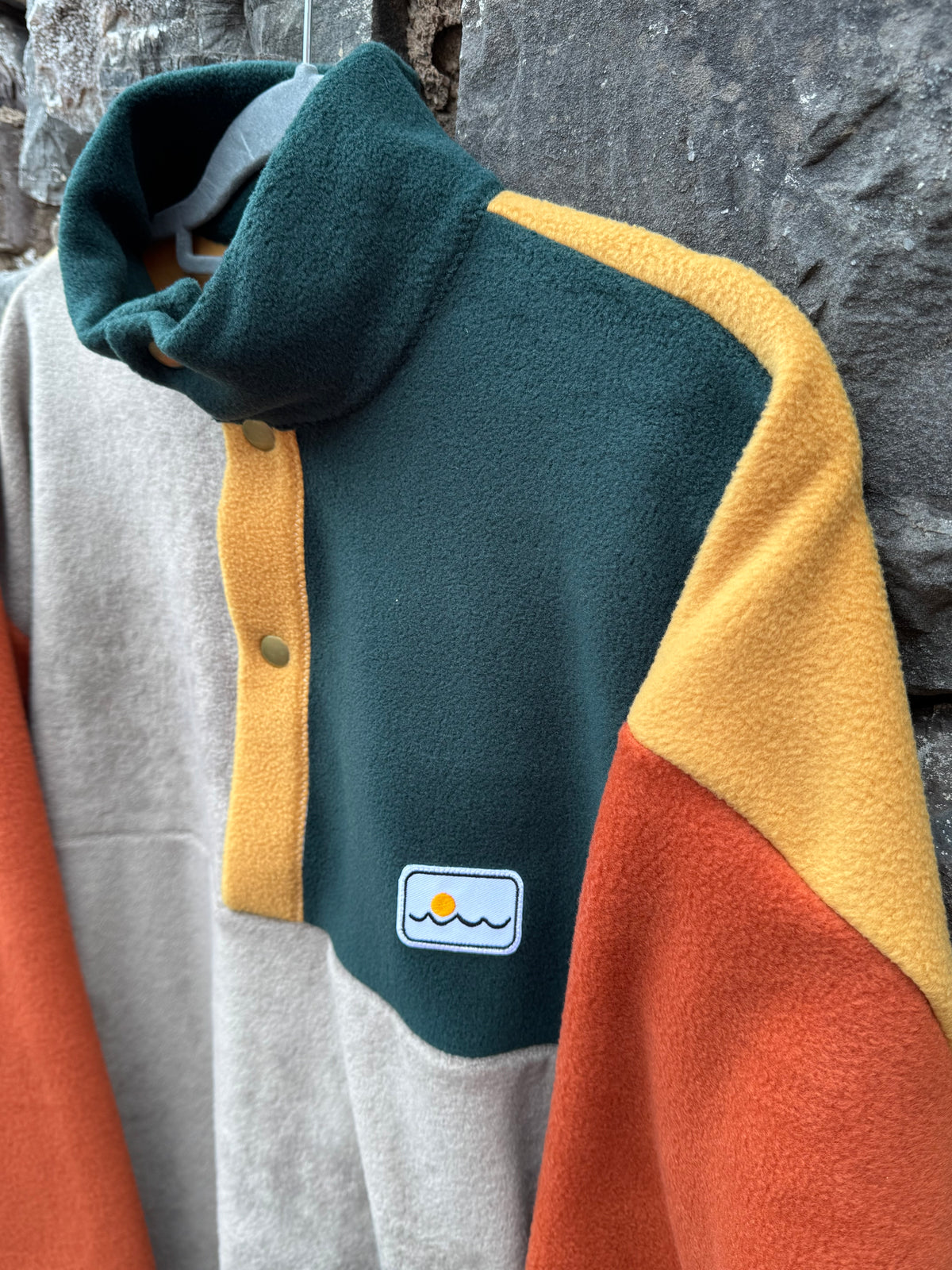Large, Adult fleece with buttons
